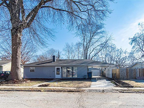 2nd image of 2808 Willow Ave