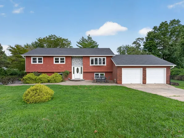 123 Lester Drive, Tappan, NY 10983