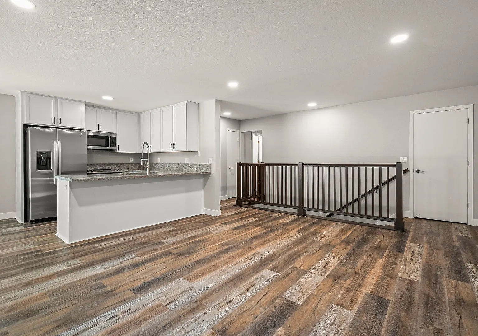 Incline Village: Condo - 2 Bedrooms, 2 Bathrooms, 1 Car Garage, Dog Friendly — Photo 3
