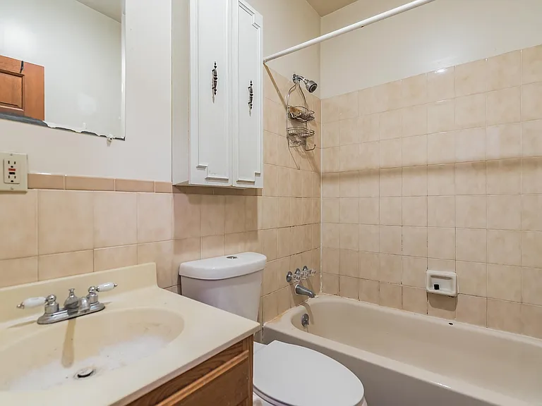 1116 Rhode Island Ave NW #B — Photo 12