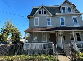 1001 W 7th St, Chester, PA 19013