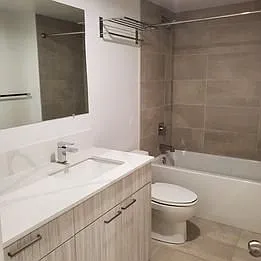2875 Mountain Highway North Vancouver — Photo 2