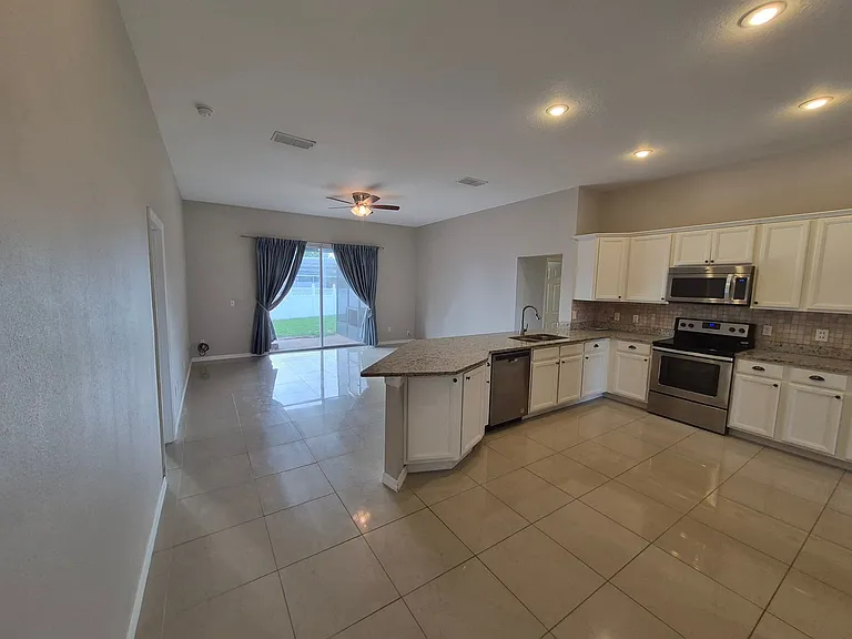 5403 Loma Vista Loop — Photo 3