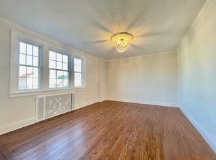 600 W 87th St APT 1, Chicago, IL 60620