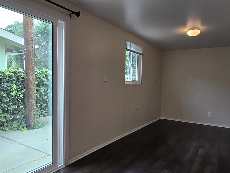 11415 Fairview St — Photo 14