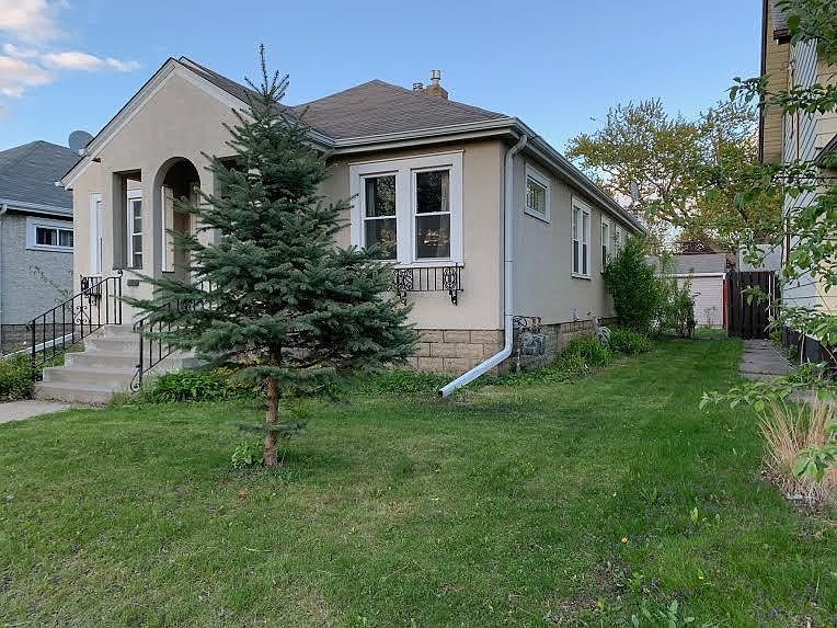 1st image of 38XX 28th Ave S