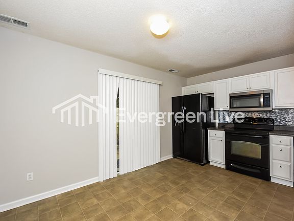 5th image of 11 Gatewood Way