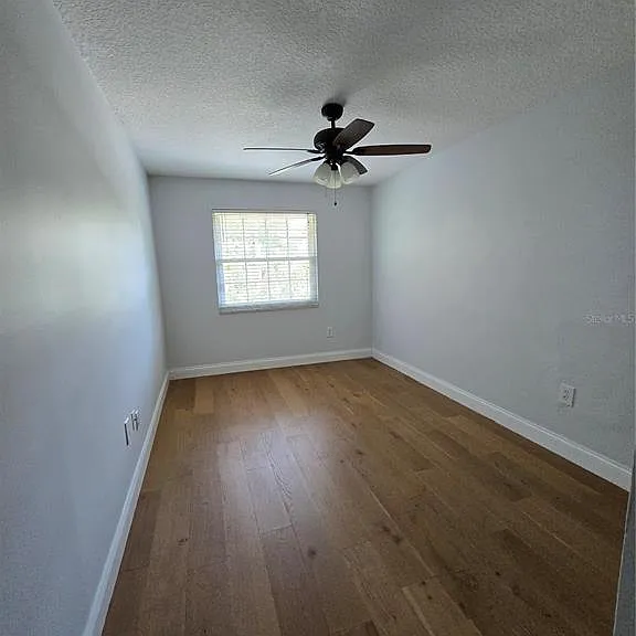 612 E Church St — Photo 24