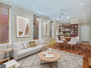 2049 Walnut St APT 1R, Philadelphia, PA 19103