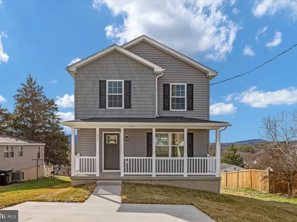 274 S Loudoun St, Strasburg, VA 22657