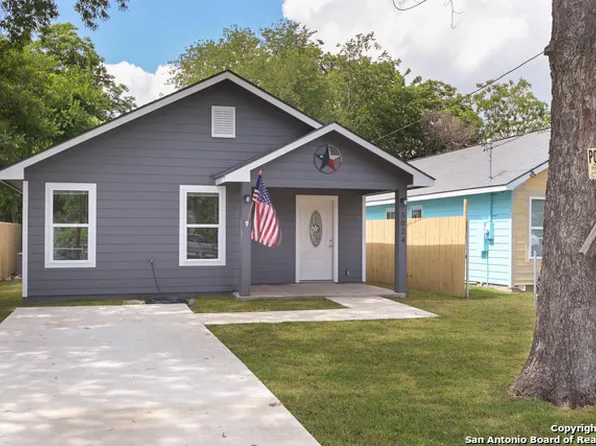 3024 Chihuahua St, San Antonio, TX 78207