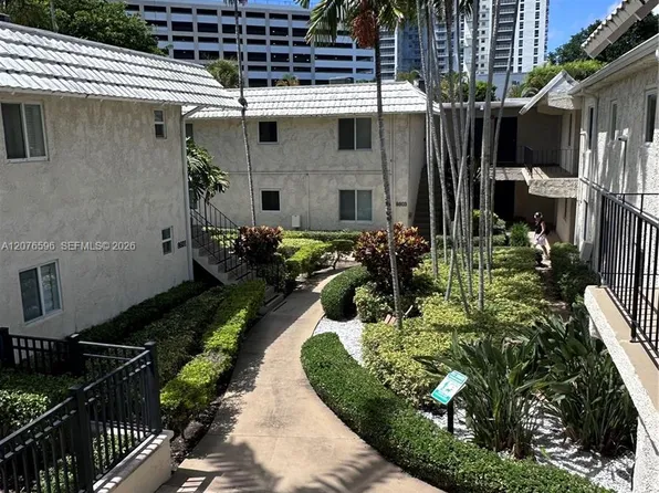 8615 SW 68th Ct #22, Pinecrest, FL 33156
