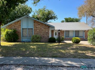 604 E La Paloma Ln, Roswell, NM 88201