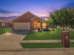 140 Ringneck Dr, Sanger, TX 76266