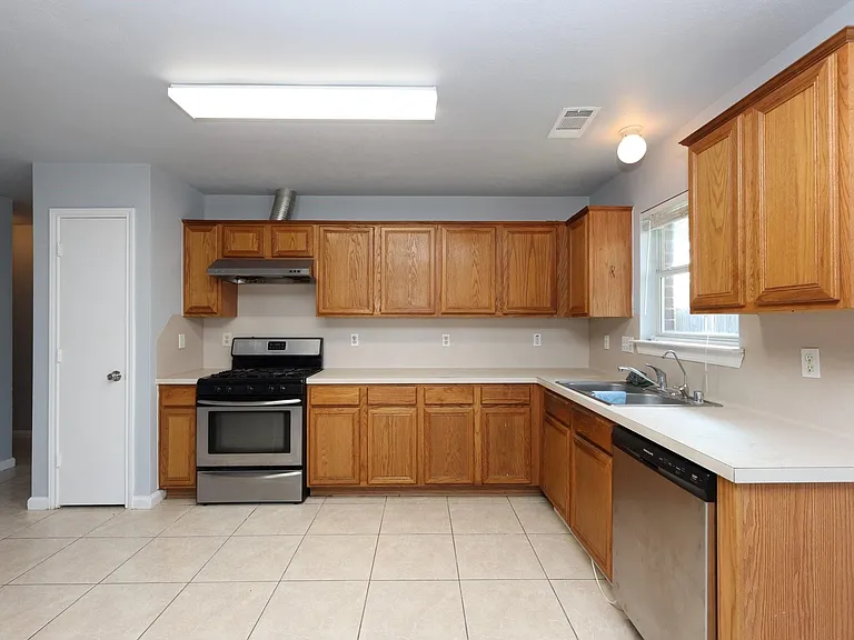 7430 Pouter Dr — Photo 14