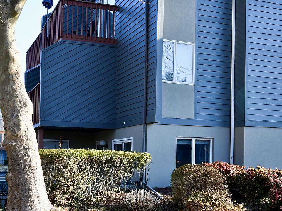 1st image of 260 Sea Eagle Dr Unit 2