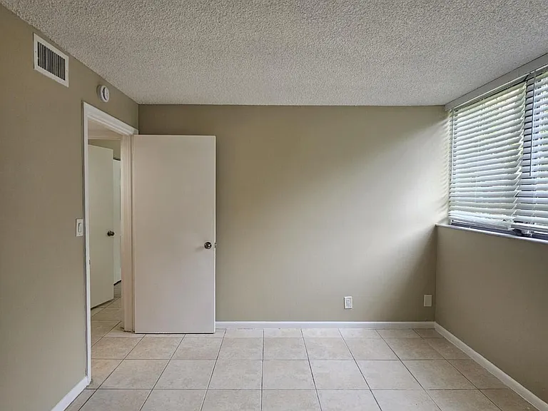 1720 N Congress Ave #107 — Photo 15