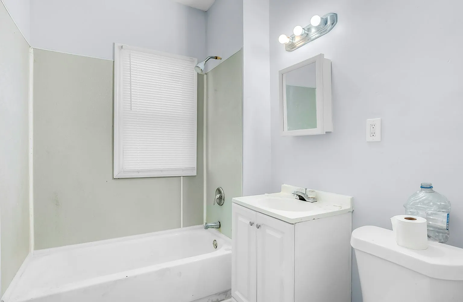 11215 Whitmore Avenue, Unit A (Downstairs) — Photo 3