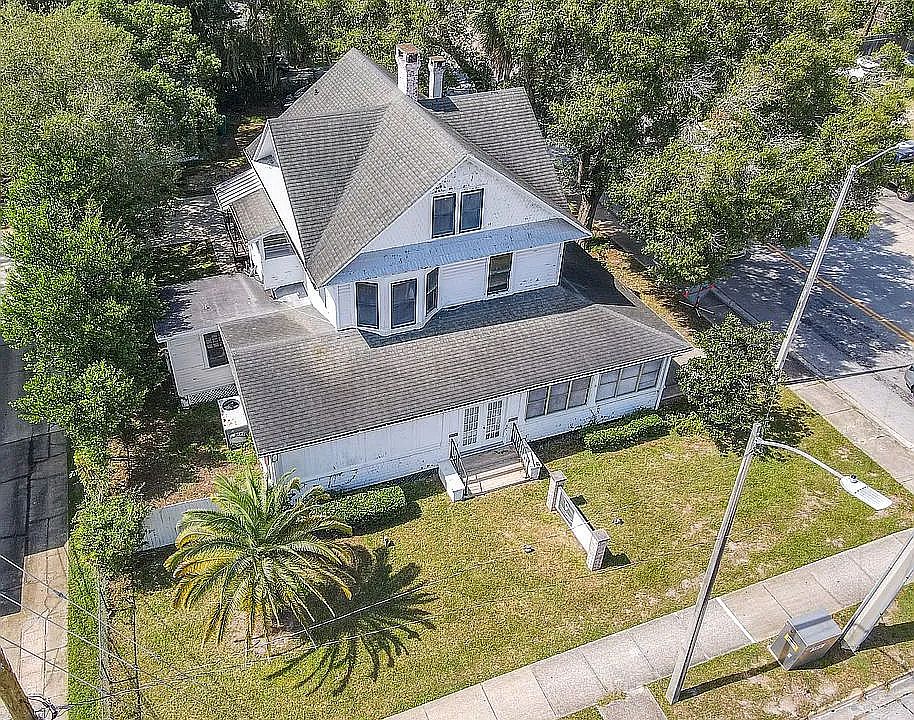 2nd image of 302 S Woodland Blvd #D