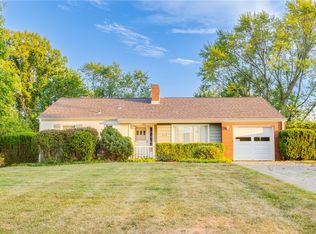 409 Vineyard Dr, Gibsonia, PA