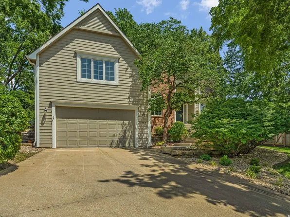 1128 Dubs Ct, Lawrence, KS 66049