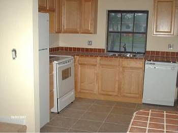 2nd image of 1425 Princeton Ln
