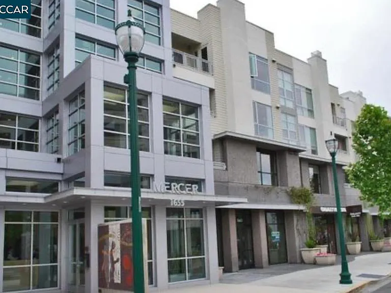 1655 N California Blvd #227 — Photo 23