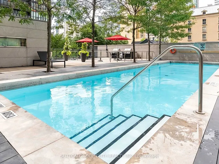 110 Charles St E #2410 — Photo 27