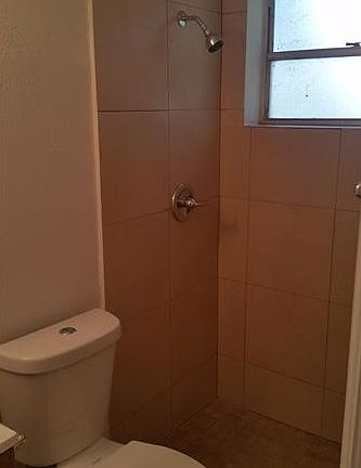 3rd image of 1130 NE 211th Ter