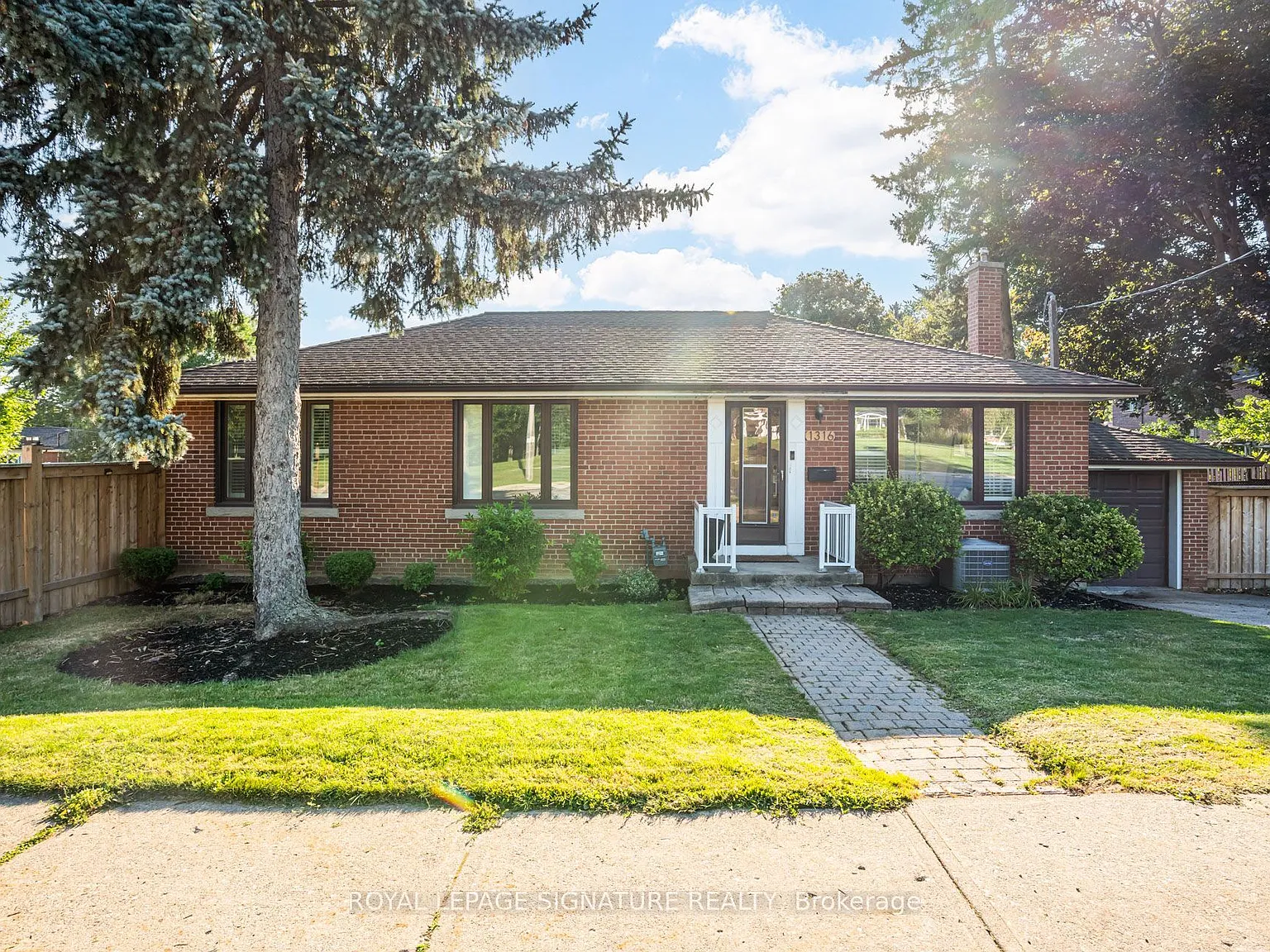 3 bed, $4,100 — Photo 1