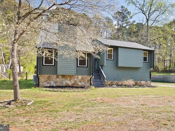 6748 Galts Ferry Rd, Acworth, GA 30102