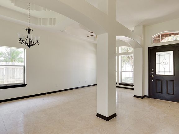 2nd image of 1004 N 41st St