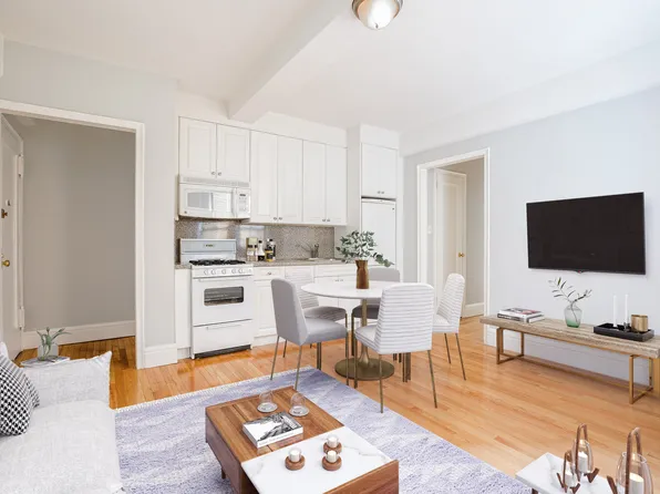 55 West 11th Street image 1 of 6