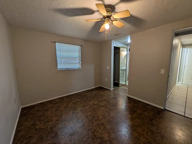5547 Mallow St — Photo 11