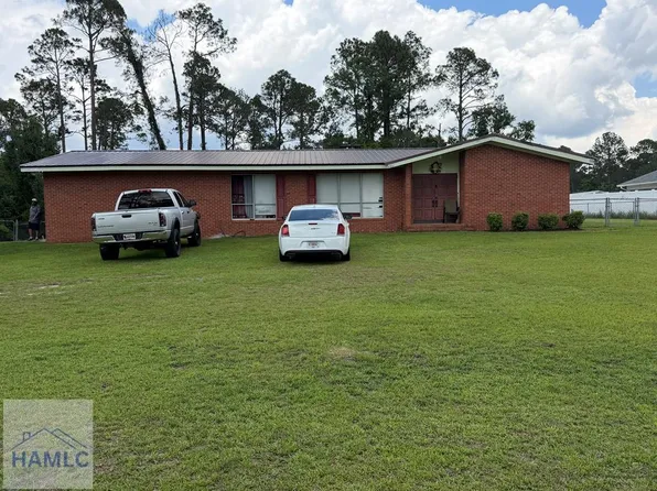 127 Injunction Rd, Swainsboro, GA 30401