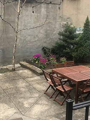 Rented by Dream Space Realty | media 8