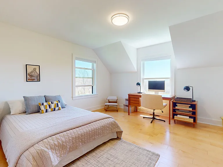 1100 Snyder Hill Rd — Photo 17
