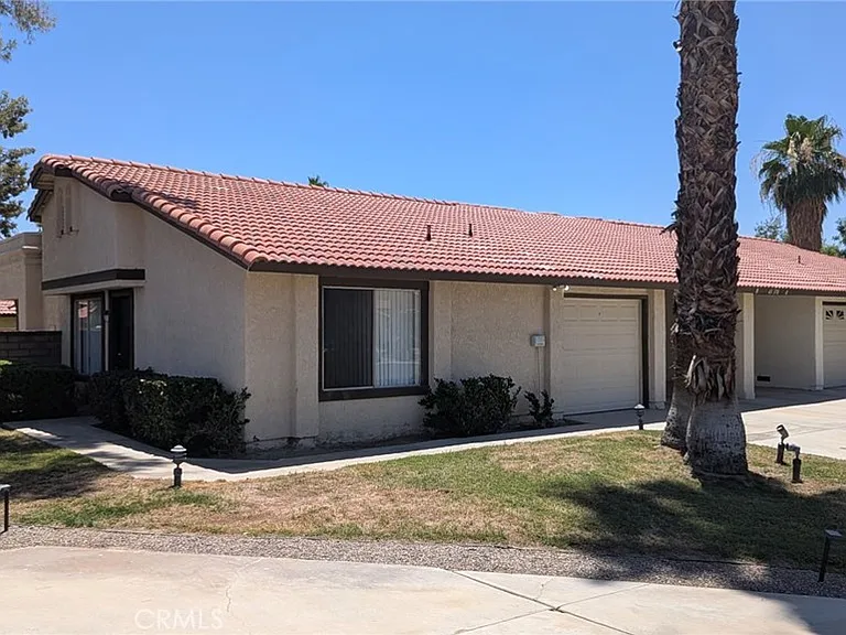 43378 Martini Ct #B — Photo 3