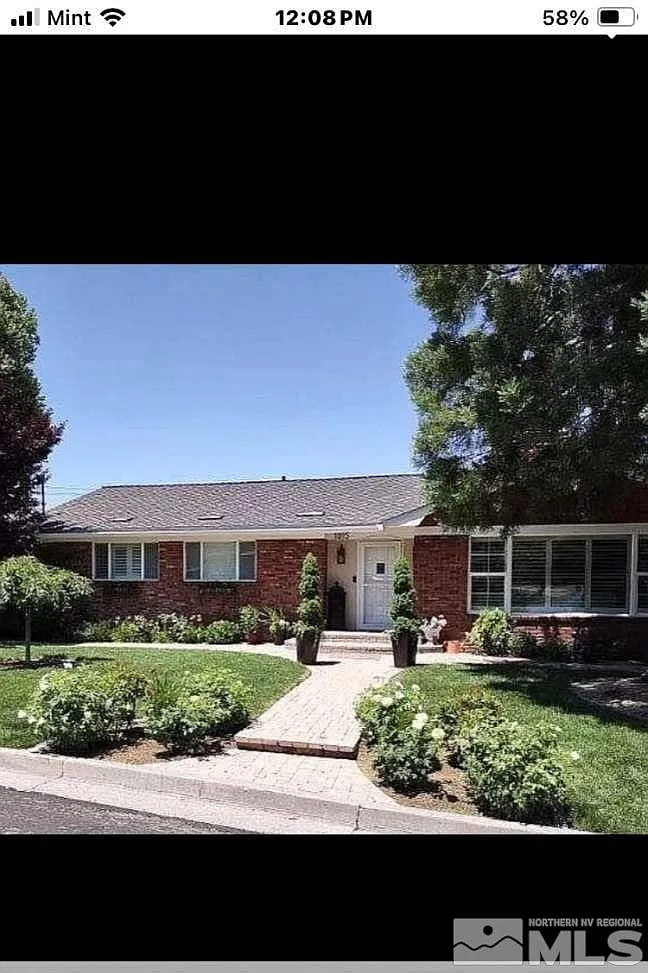1015 Marsh Ave photo 1