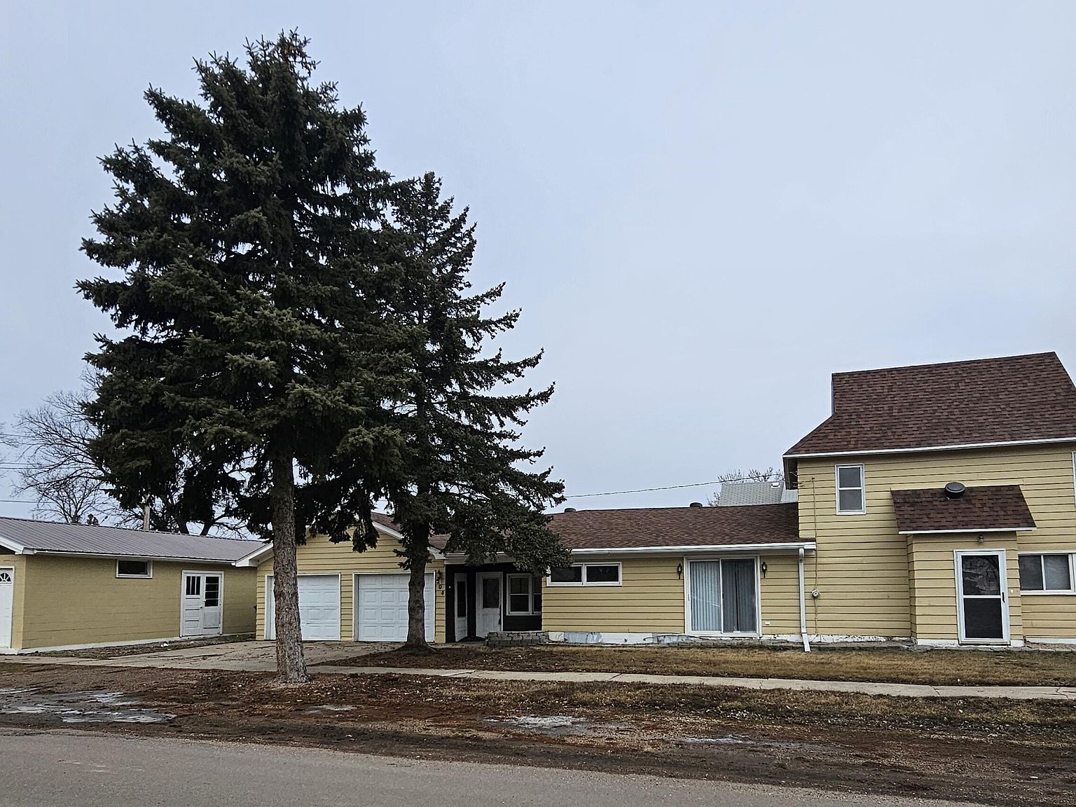 504 1st Ave, Ipswich, SD 57451 Zillow