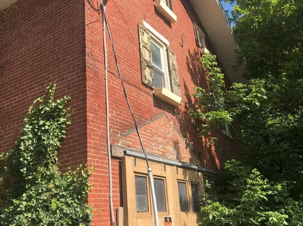 38 W Canal St, Hershey, PA 17033