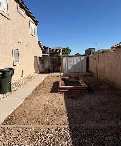 15884 W Cocopah St — Photo 25