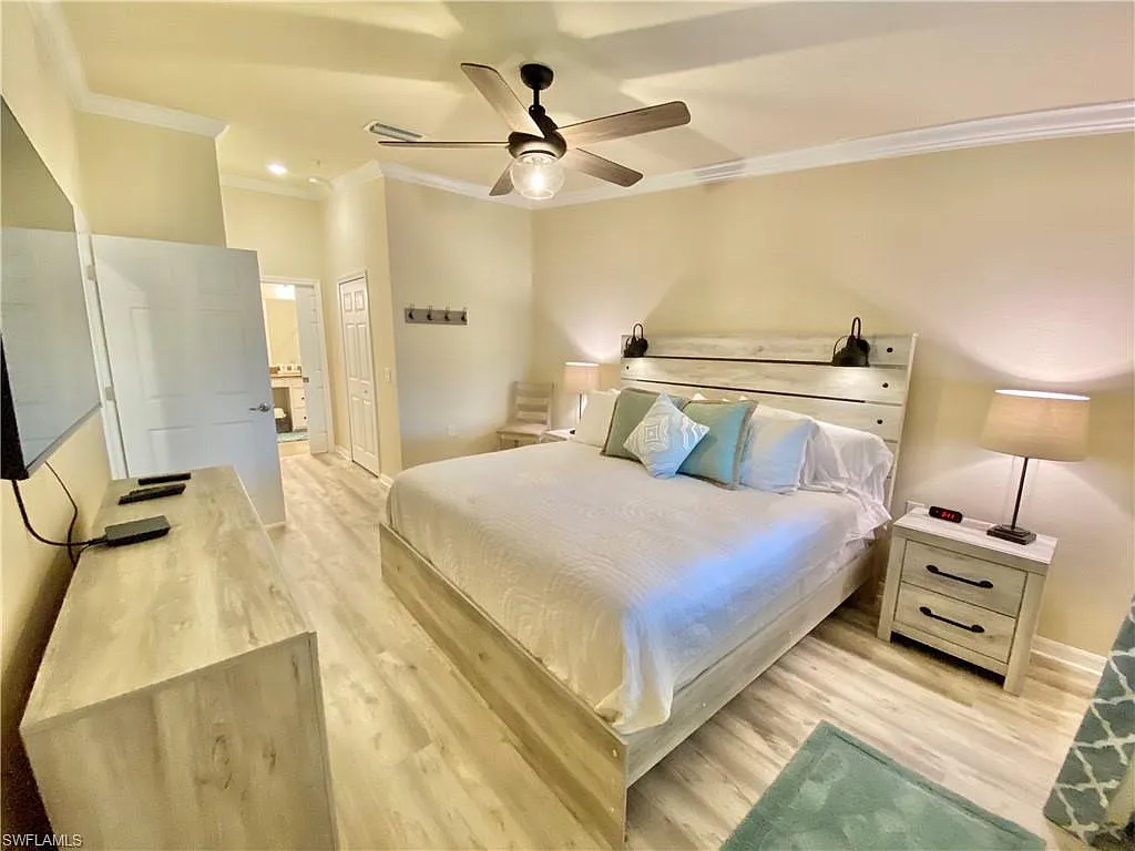 3 bed, 2.0 bath, 1352 sqft, $7,500 — Photo 4