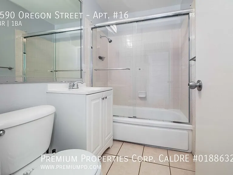 1590 Oregon St #16 — Photo 9