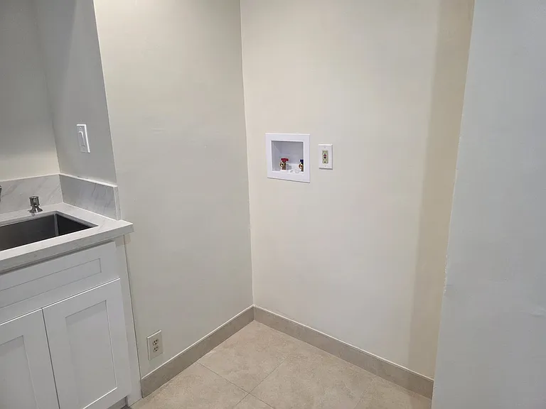 820 Rodeo Rd #1 — Photo 11