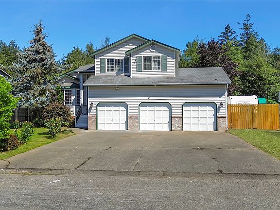 2nd image of 819 125th Street Court E