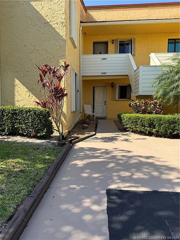 5323 SE Miles Grant Rd APT 101