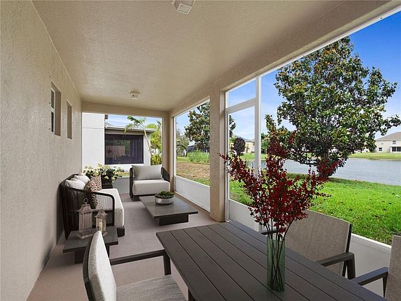2nd image of 5904 Ridge Lake Cir