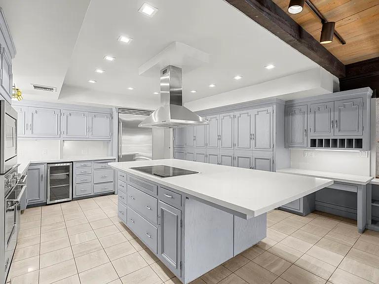 6900 N Highlands Dr — Photo 25