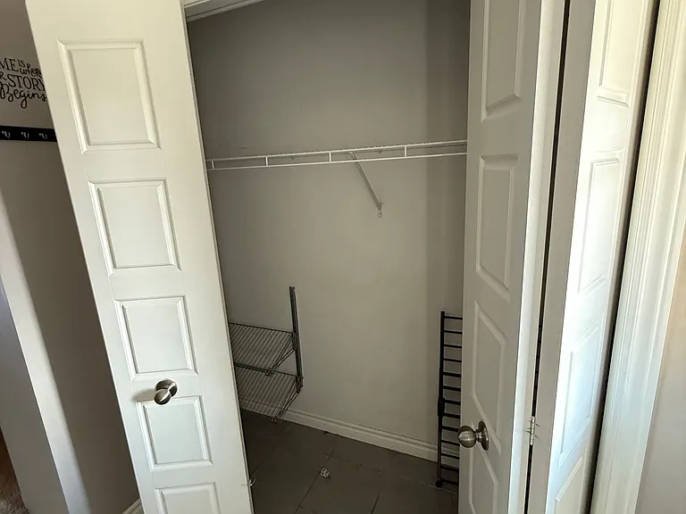133 Templewood Dr — Photo 38